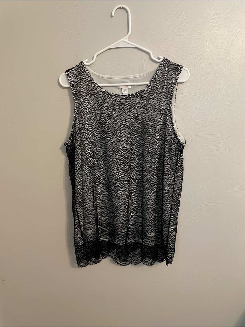 Chicos Black and White Tank Size 2 white lining with black lace overlay
